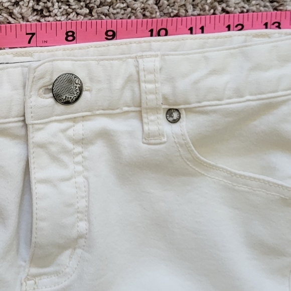 Free People Distressed Skinny Jean - Picture 10 of 11